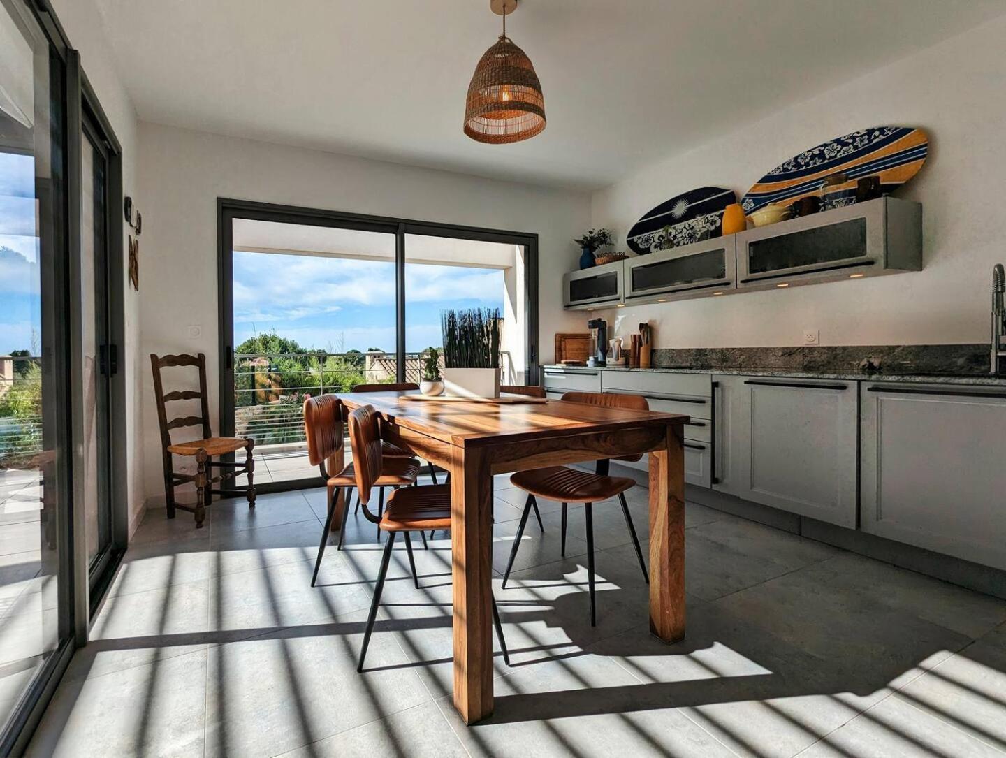 Lone Star Riviera - 5 Minutes Walk To The Beach Carqueiranne Extérieur photo